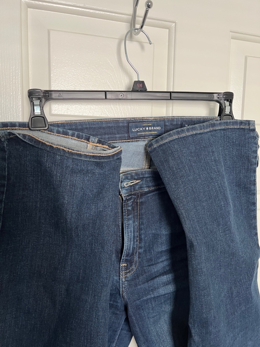 *30% OFF ANY 2 + ITEMS*   Lucky Brand womens sweet straight Jeans 14/32 - Picture 4 of 4